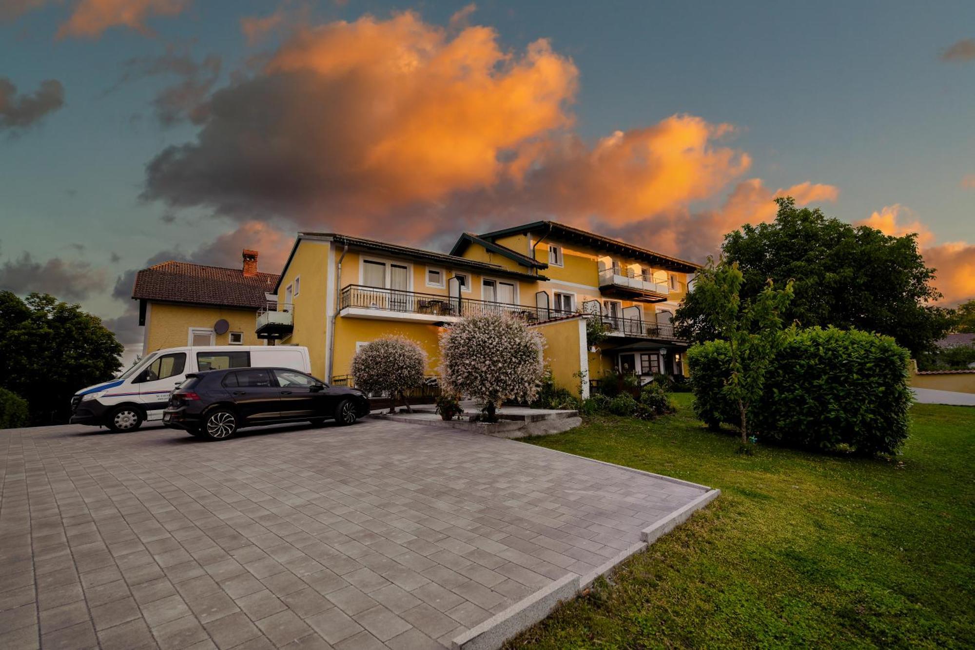 Pension Baumgartner-Berghof Obernberg am Inn Εξωτερικό φωτογραφία