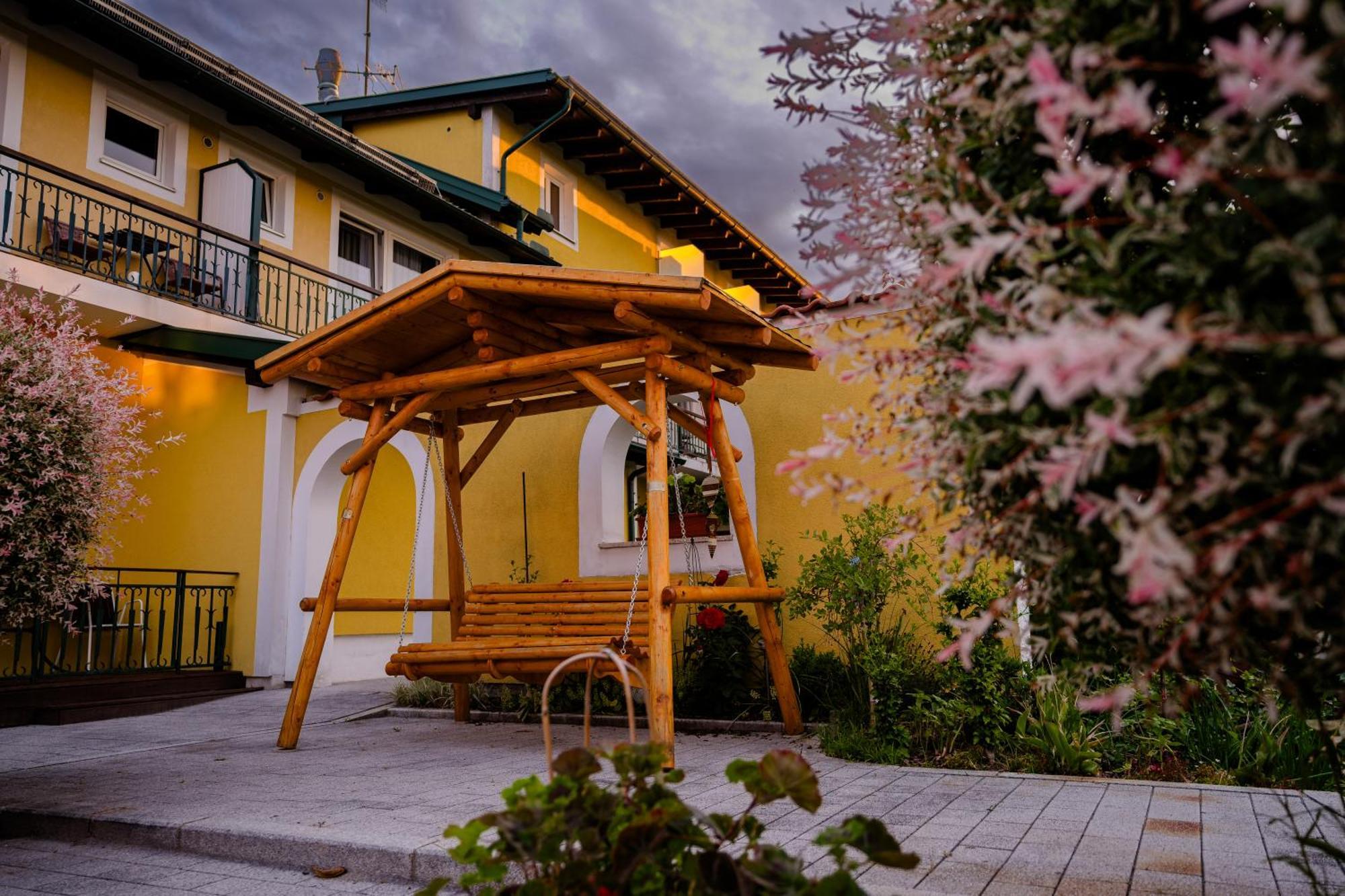 Pension Baumgartner-Berghof Obernberg am Inn Εξωτερικό φωτογραφία